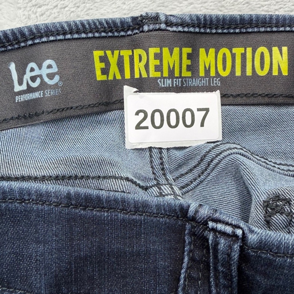 Lee Jeans Mens 34x30 Blue Dark Wash Extreme Motion Slim Fit Straight Leg - Picture 8 of 8